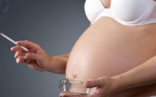 Brun utflod før fødsel Slimhinneutflod under graviditet 39 uker