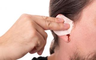 Bleeding from the ears: causes and treatment