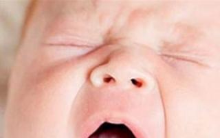 Stomatitis in a child: signs, causes and treatment